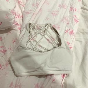 Lululemon free to be bra wild